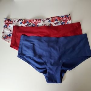 NWOT 3-Pack Seamless Underwear